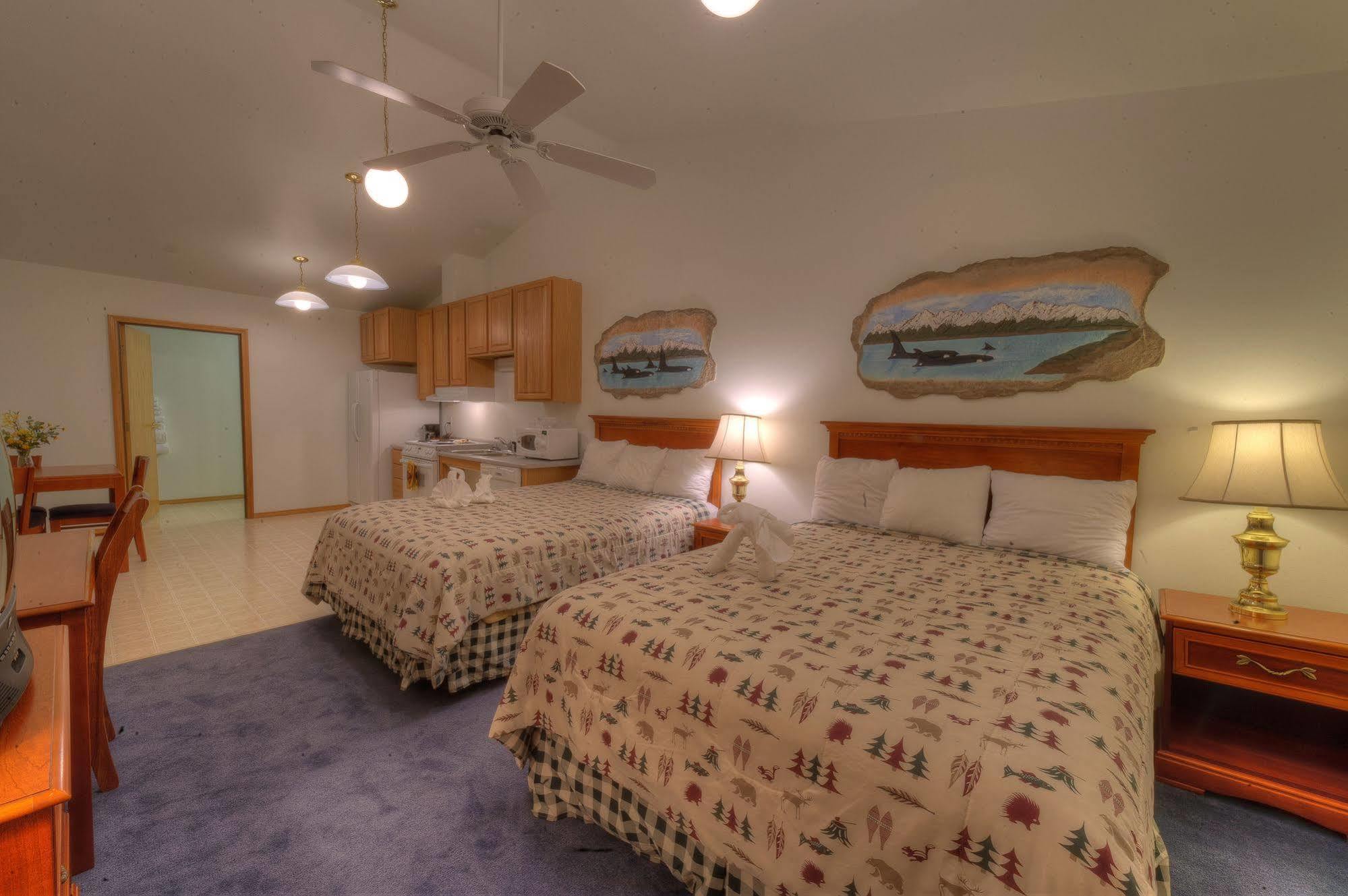 Frontier Suites Hotel In Juneau Ngoại thất bức ảnh
