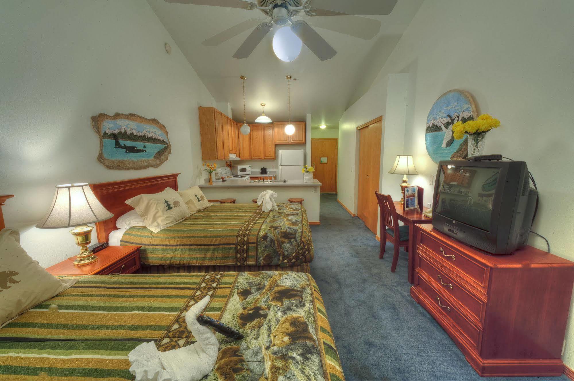 Frontier Suites Hotel In Juneau Ngoại thất bức ảnh
